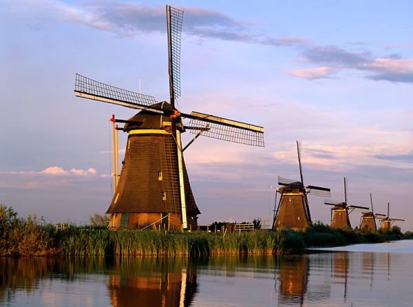 windmill-netherland-scenery